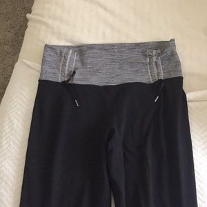 Long Lululemon pants with ties